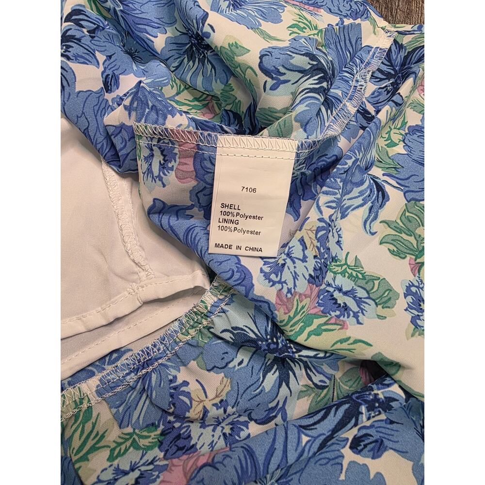 BTFBM Womens Dress Small Blue Floral V-Neck Short Sleeve Tiered Maxi NWT - Picture 6 of 7